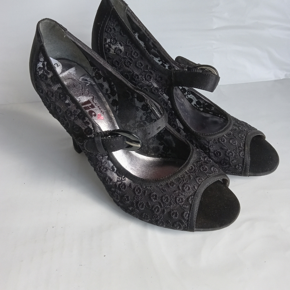 Elegant Black Lace Peep-Toe Heels